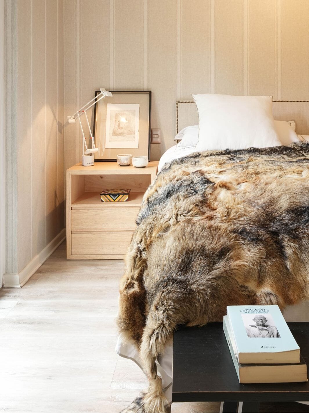 Velador Victoria Mesas Calite Interiorismo 