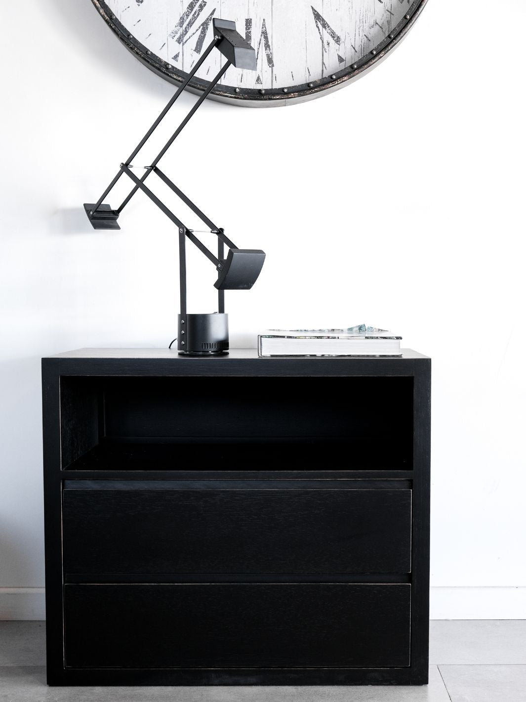 Velador Oregón Negro Calite Interiorismo 